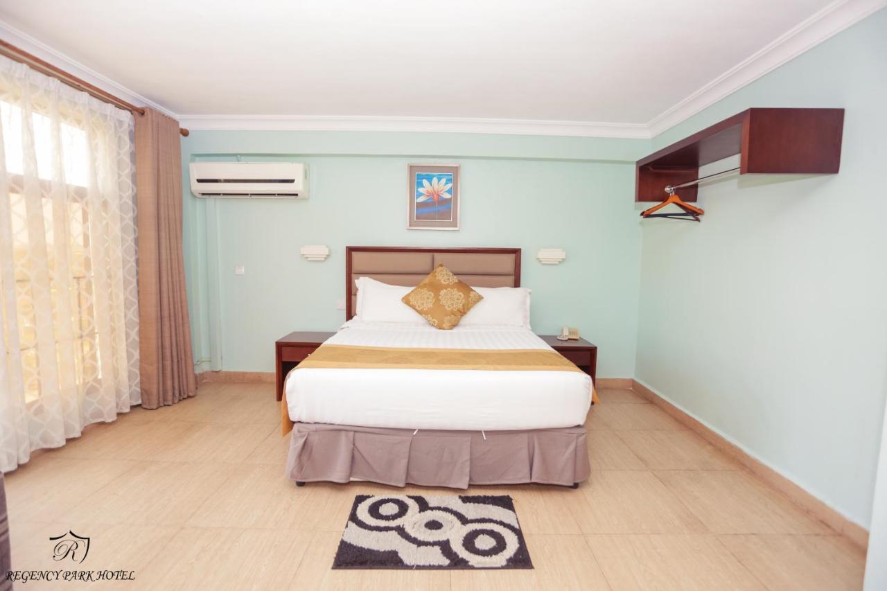 Regency Park Hotel Νταρ ες Σαλάμ Εξωτερικό φωτογραφία