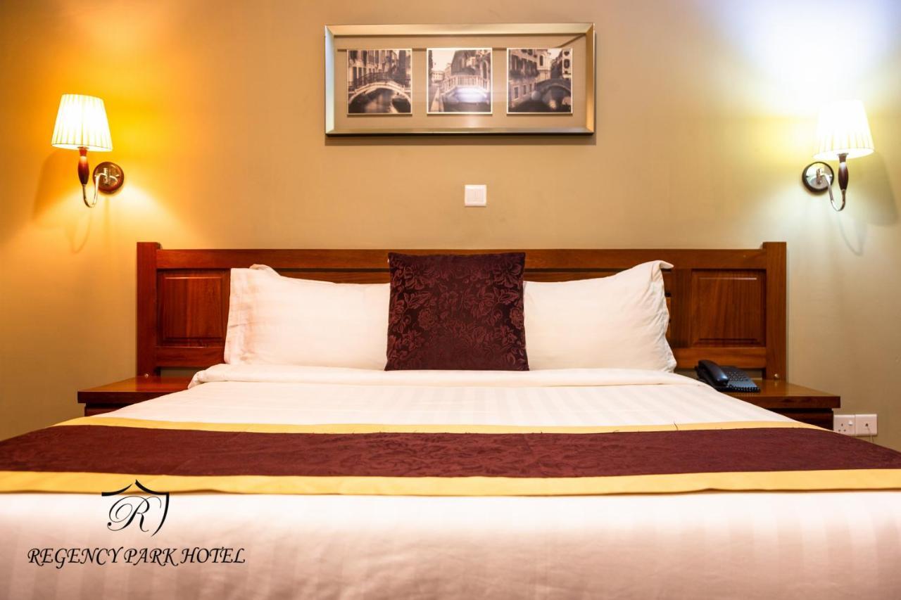 Regency Park Hotel Νταρ ες Σαλάμ Εξωτερικό φωτογραφία